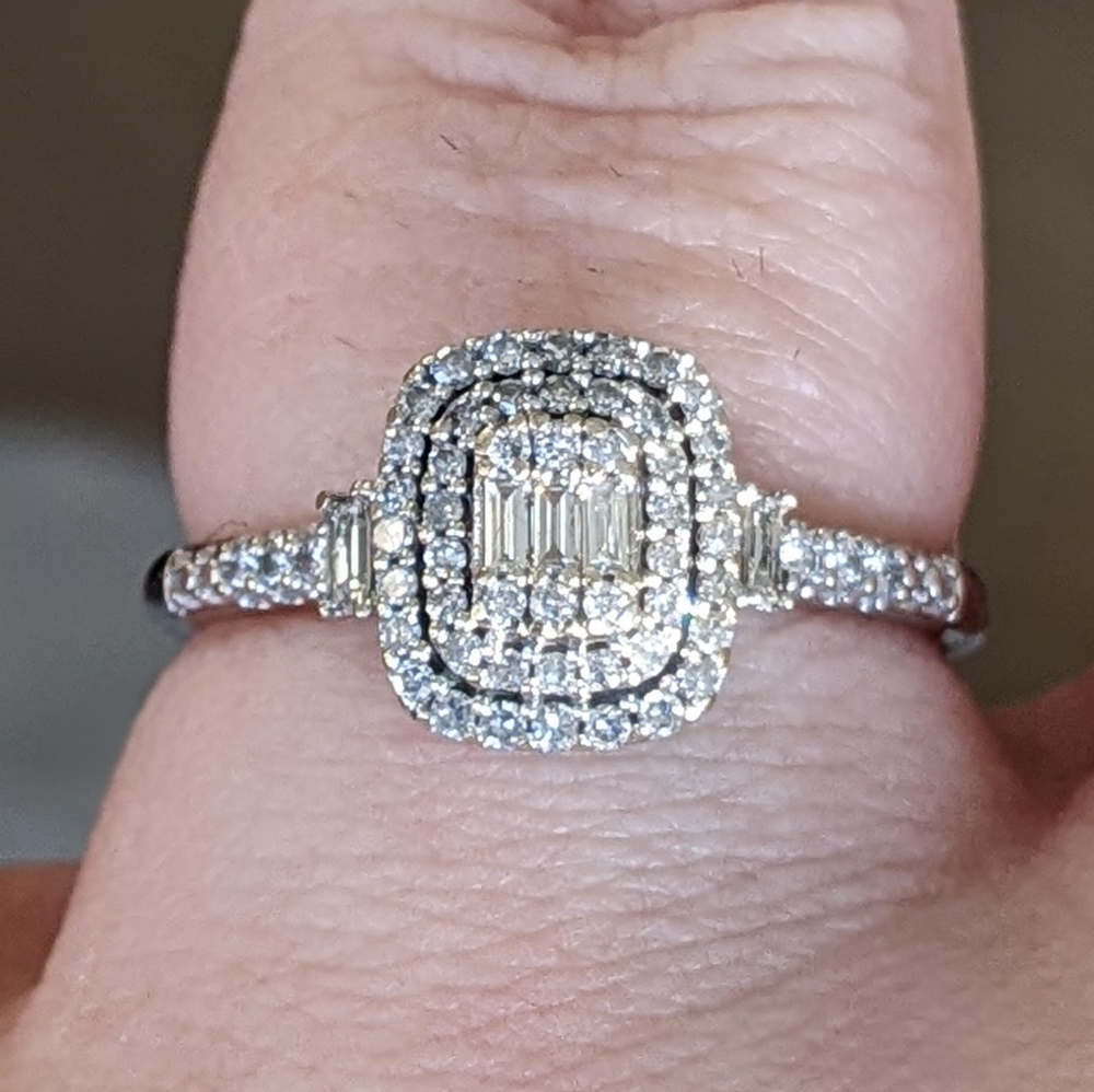 10K White Gold Round And Baguette Cut Diamond Cluster Ring